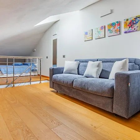 Elena House Apartment *