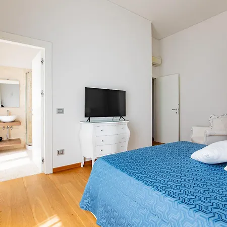 Apartment Elena House *